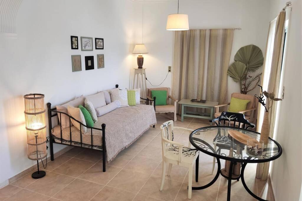 Apartment 95 M2, Center Of Sitia, Wifi, 350M Beach Ngoại thất bức ảnh